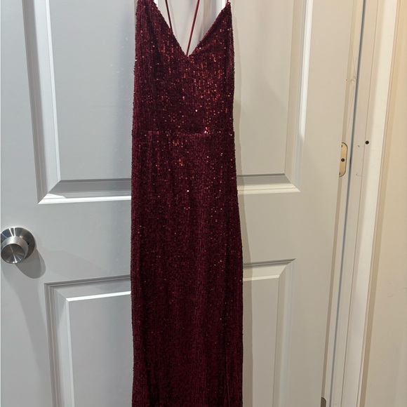 Elegant Burgundy Sequin Prom Dress - Picture 1 of 6
